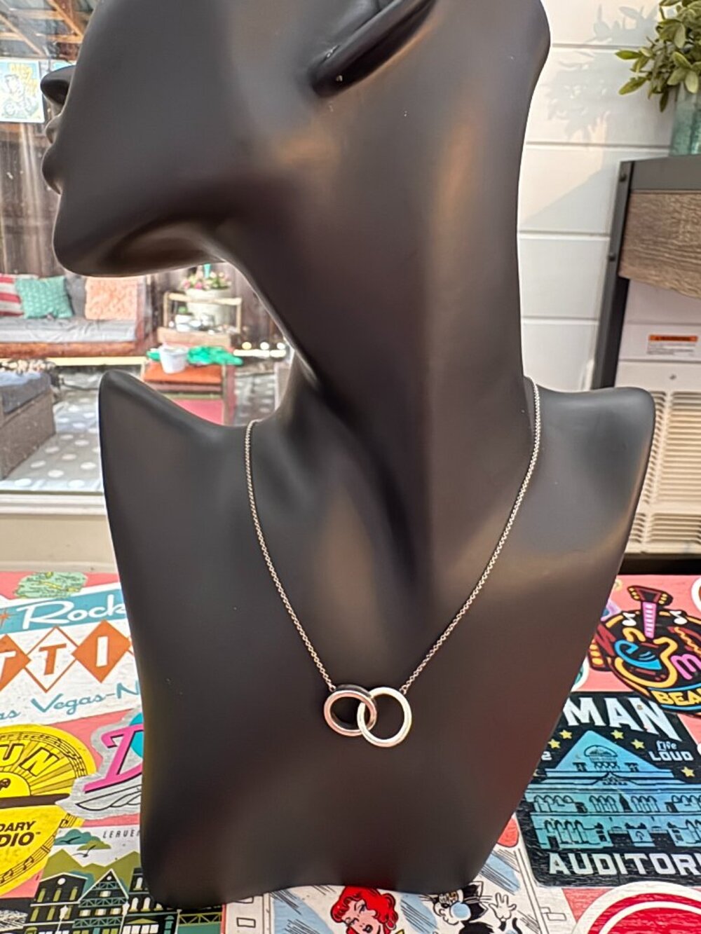 🎀 Tiffany & Co. 925 Sterling Silver Interlocking Circle Necklace 15"